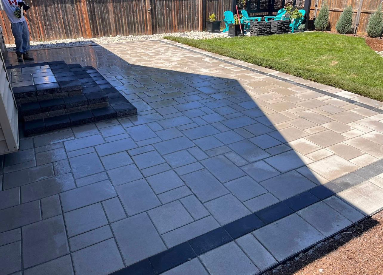 Interlocking stone patio by Leeonitis